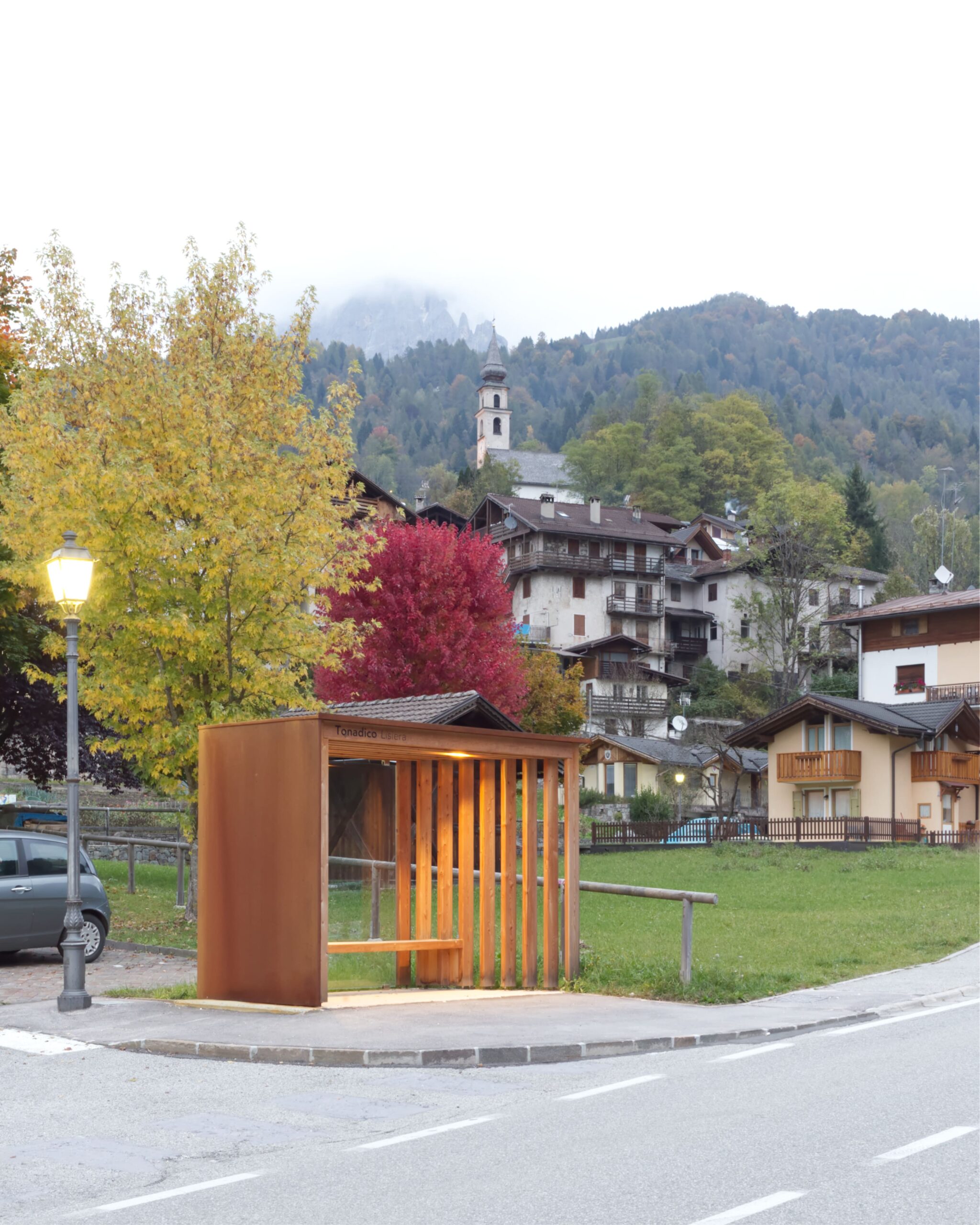 Bus shelters_Riqualificazione_Urbana_Trentino_Mimeus Architettura_02